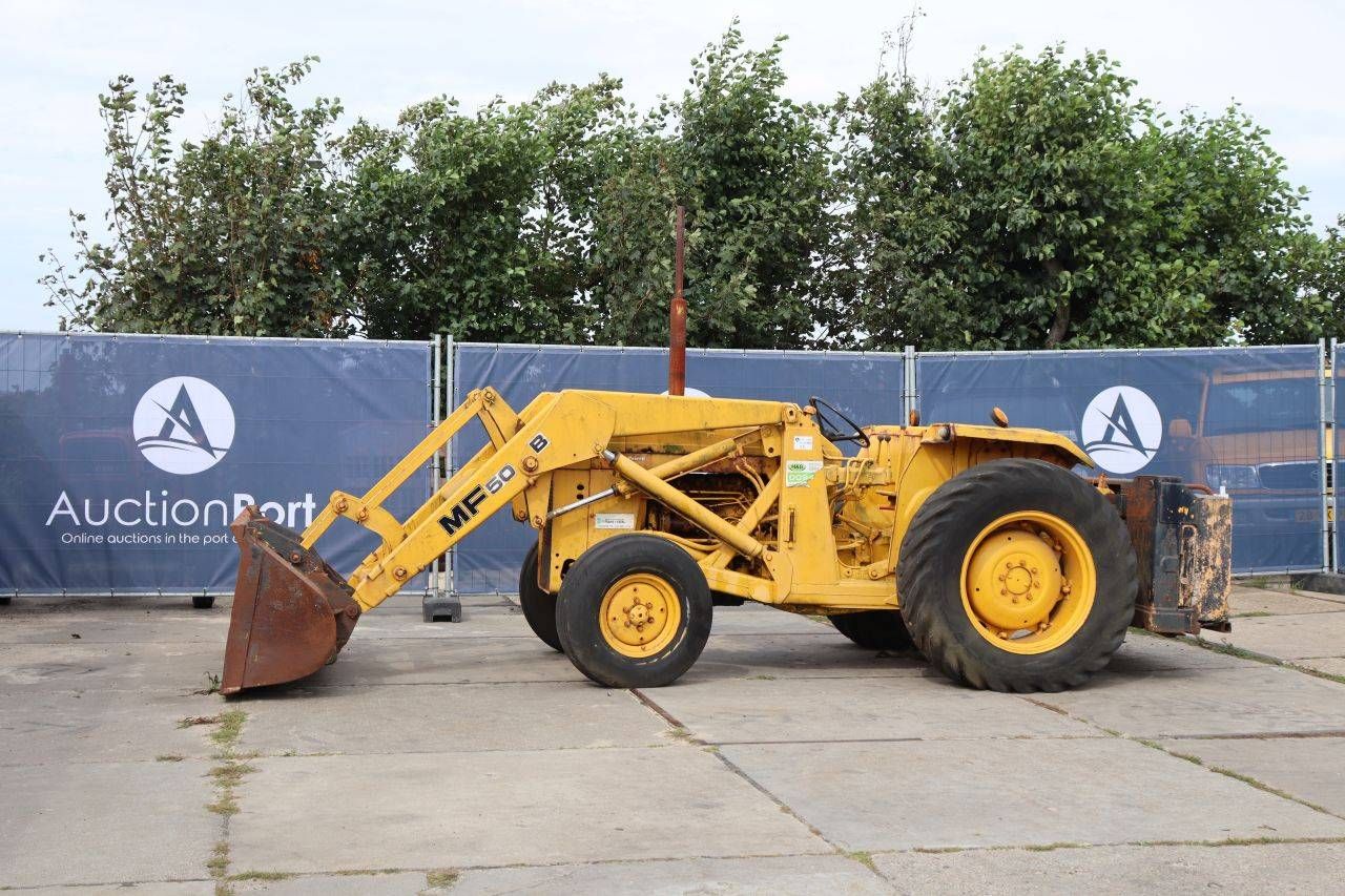 Chargeuse-pelleteuse diesel Massey Ferguson MF 50 B