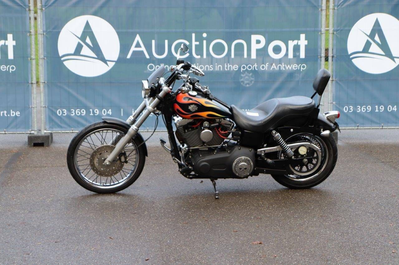 Motorcycle Harley-Davidson Dyna Wide Glide Petrol 2015 
