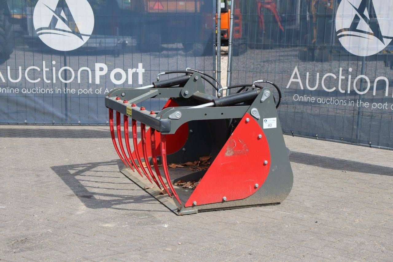 Pelican bin Hemach