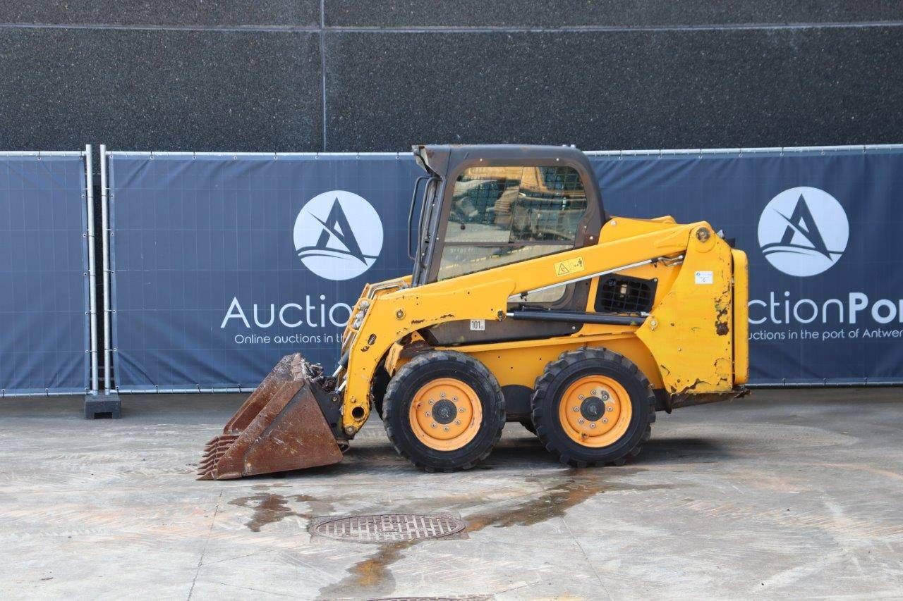 Skid steer loader Bobcat S450 Diesel
