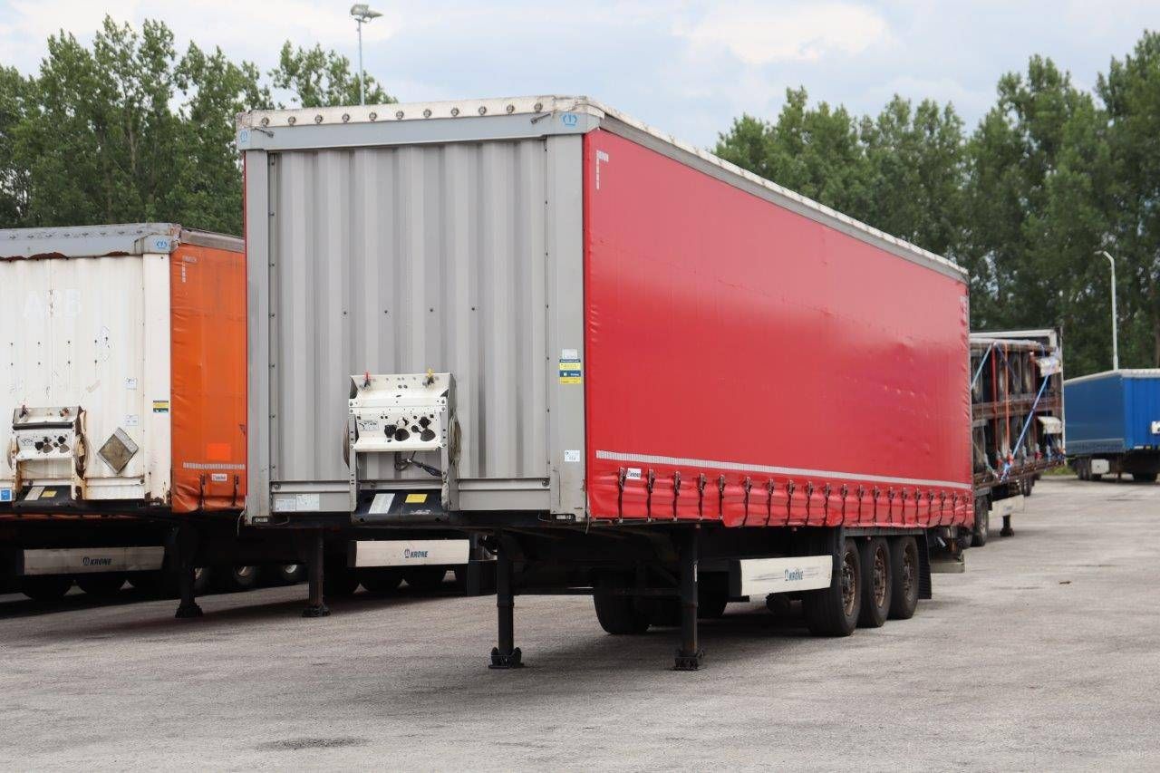 Curtainsider trailer Krone SD 2017