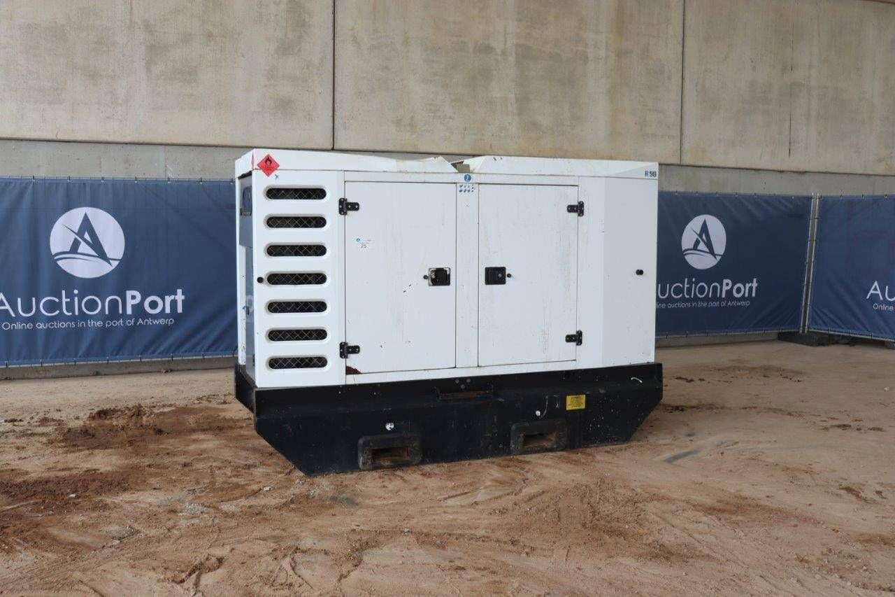 Generator SDMO R90C3 Diesel 90kVA