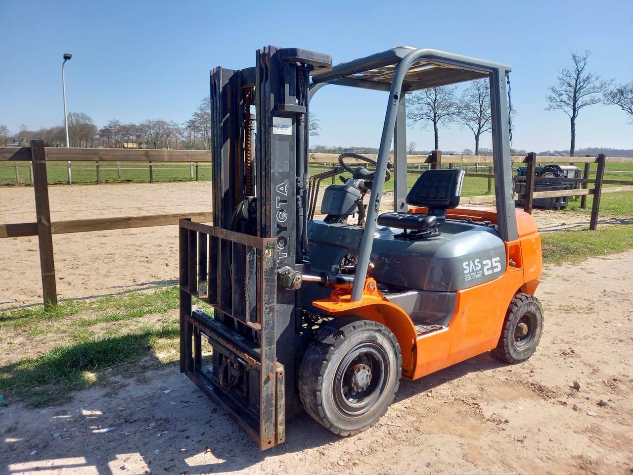 Forklift Toyota 7FD25 Diesel 2500kg