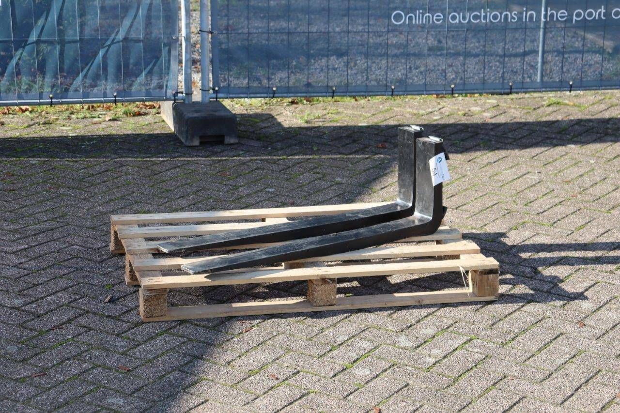 Pallet forks