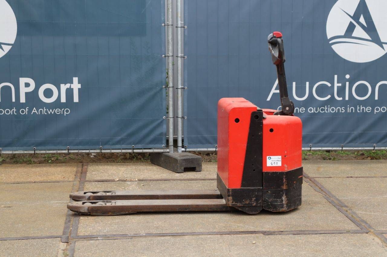 Toyota 7P Electric Pallet Truck