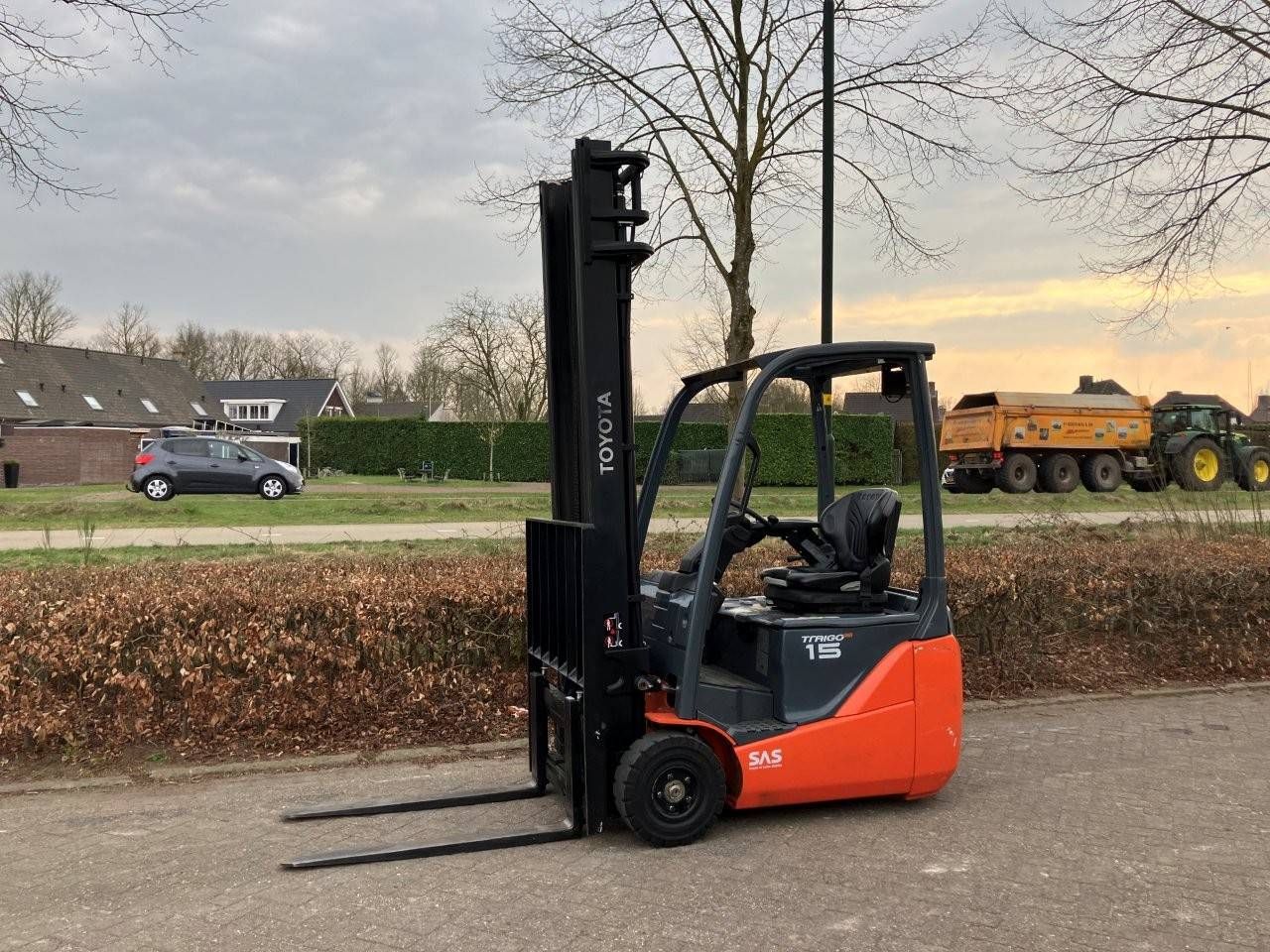 Toyota 8FBE15T Electric Forklift 