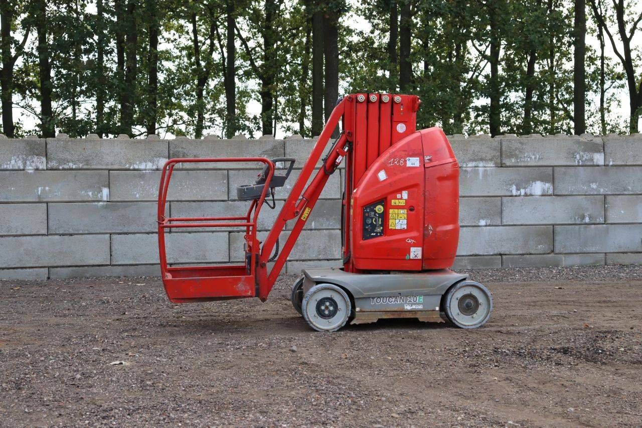 Piattaforma aerea JLG Toucan 10E elettrica, portata 200 kg, altezza 10 m, anno 2013.