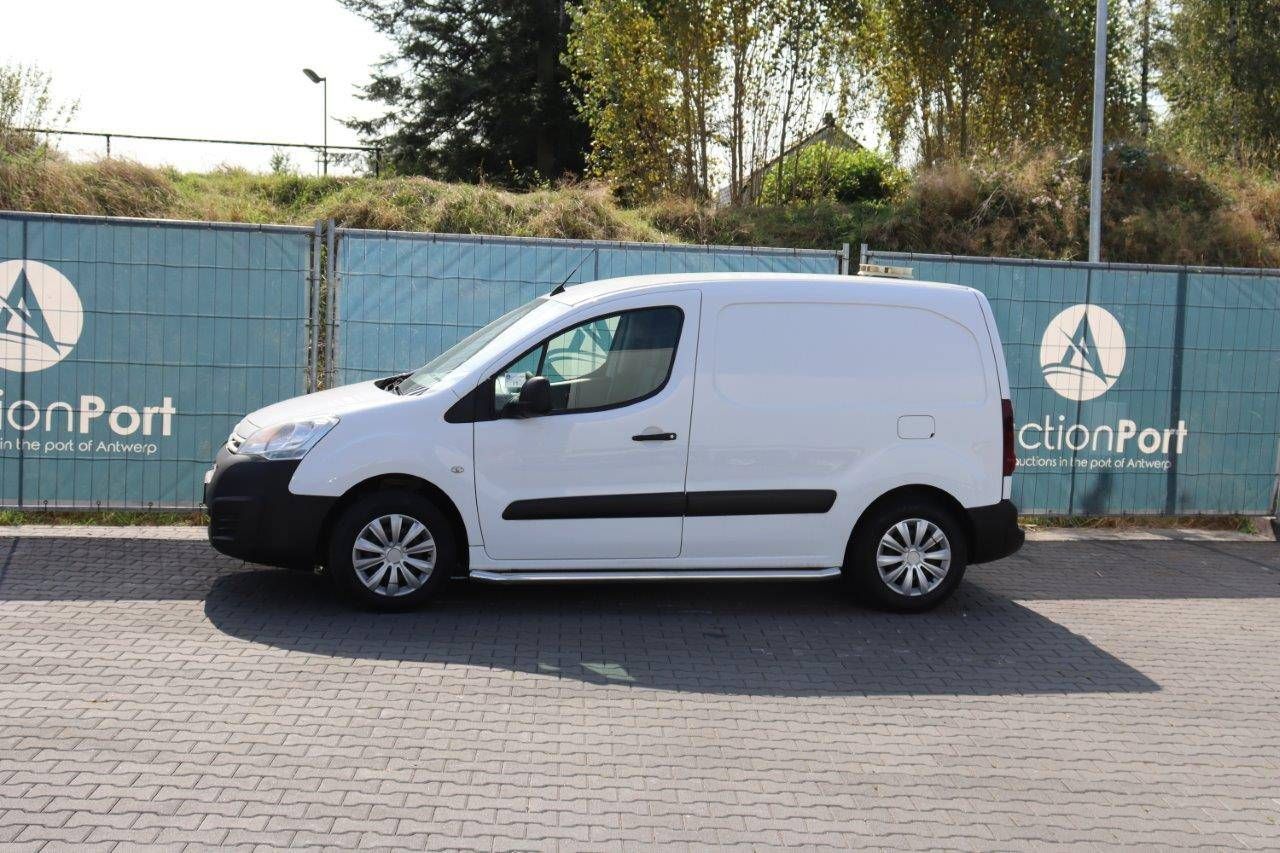 Van Citroën Berlingo Diesel 99hp 2016