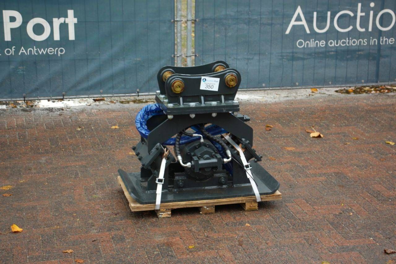 Hydraulic Vibrating Plate HCP04 Soil Compactor 2.5 to 8 Ton