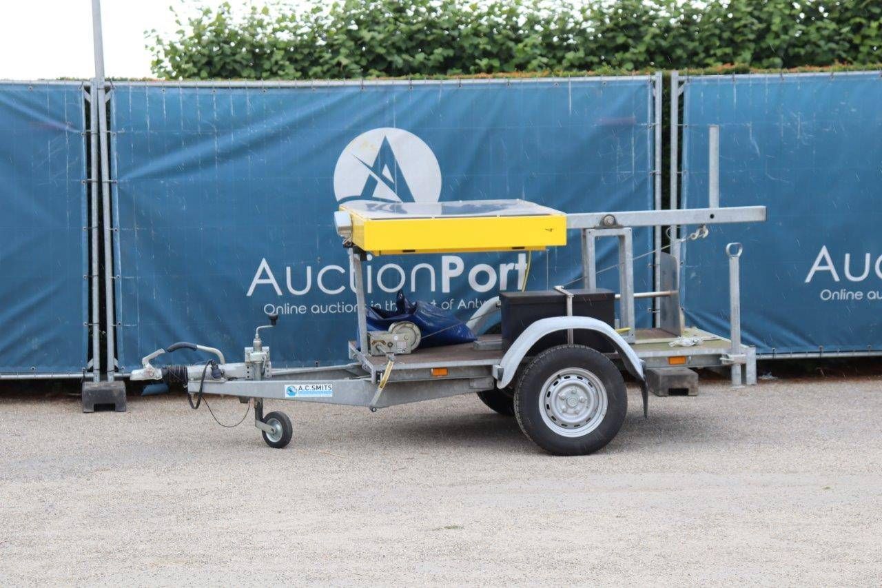 Hapert R750 trailer with LED screen