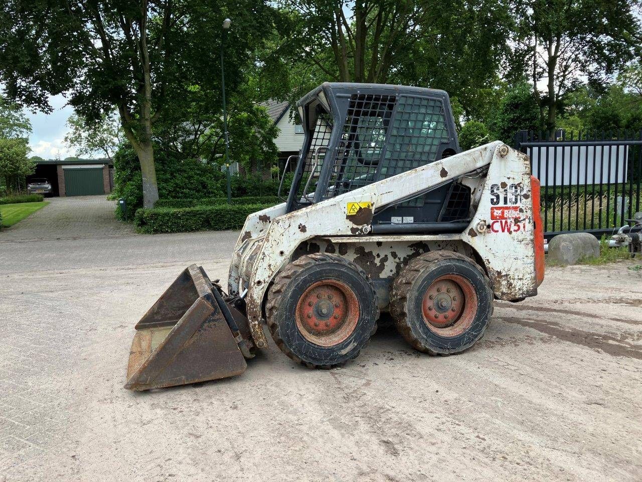 Skid steer loader Bobcat S130 Diesel