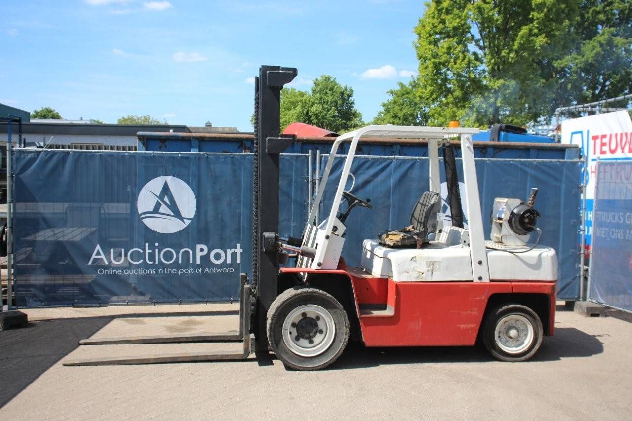 Forklift Nissan UGF03A40U LPG 4000kg 3.0m 2003