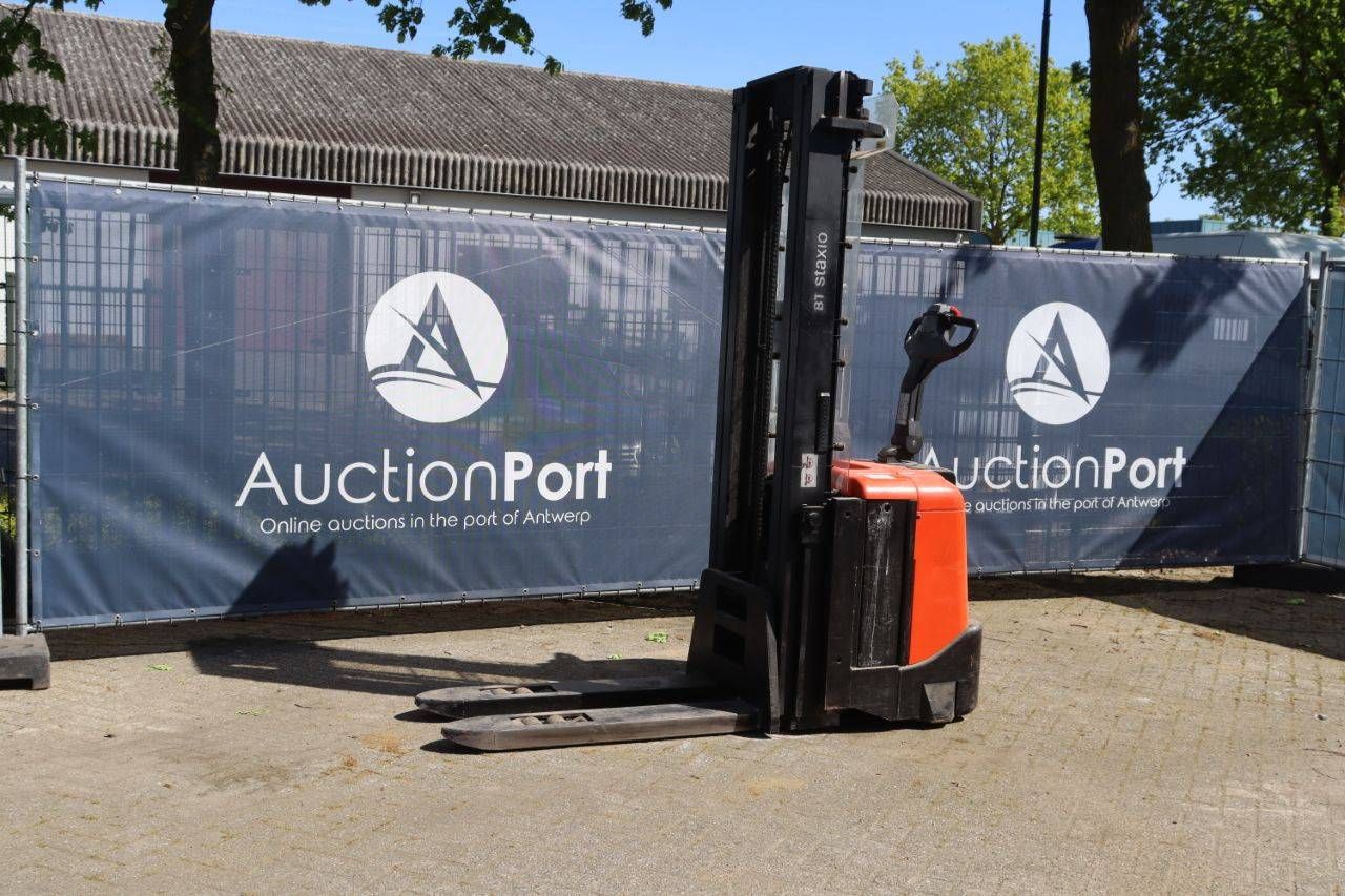 Stacker BT SPE160L Electric 2000kg 5.4m 2012