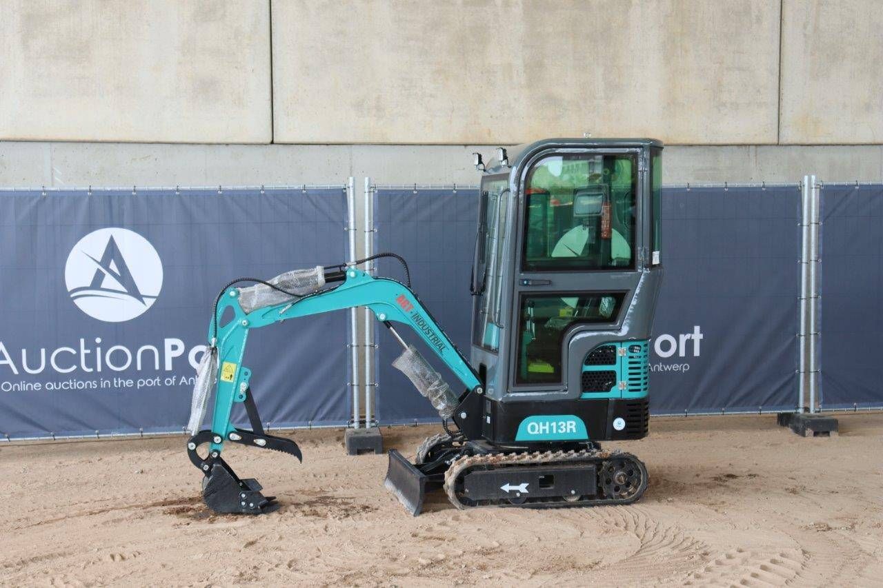 Mini Excavator AGT Industrial QH13R Diesel New