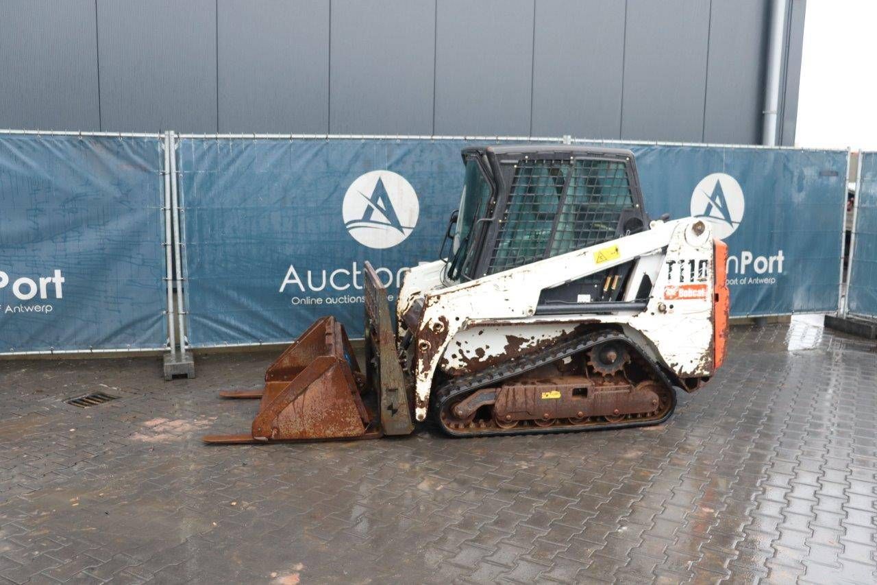 Skid steer loader Bobcat T110 Diesel