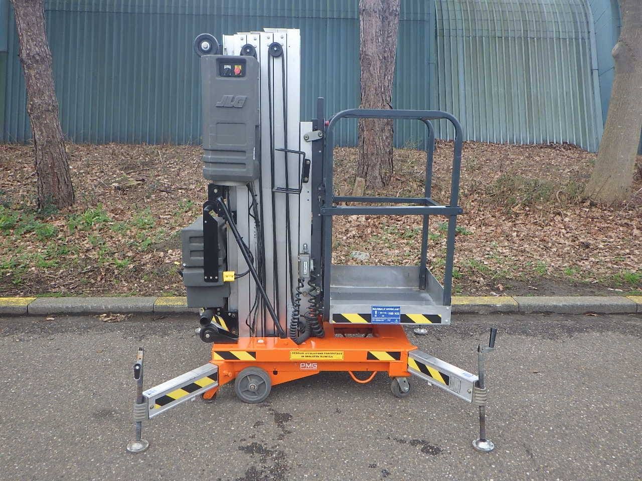 Mast lift JLG 25AM Electric 9.67m 2010