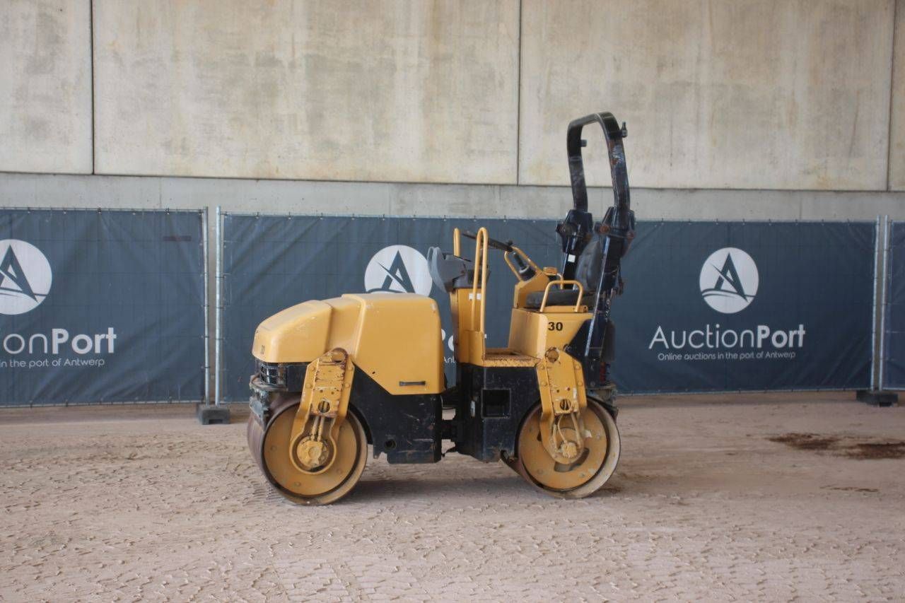 Tandemwals Caterpillar CB-214E Diesel 2008