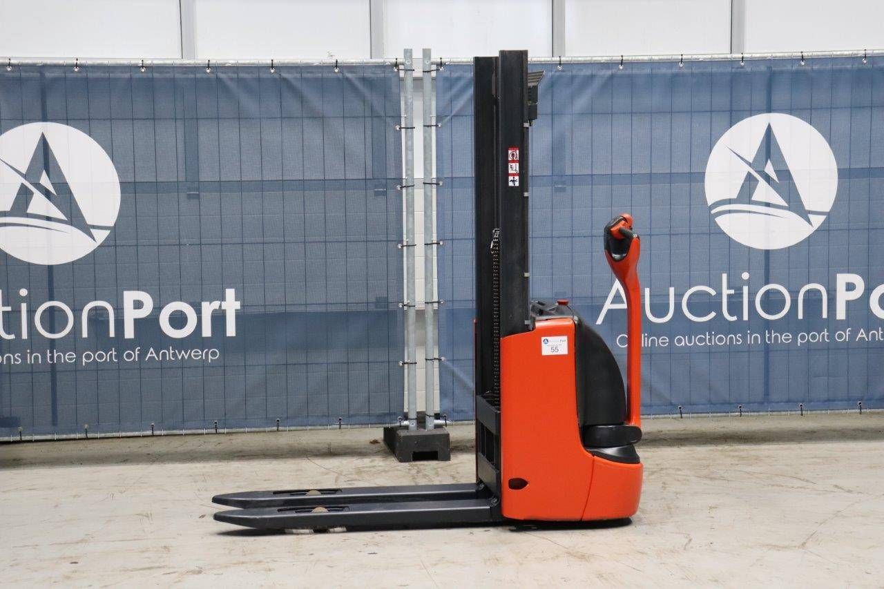 Stacker Linde L10B Electric 1000kg 1.9m 2009