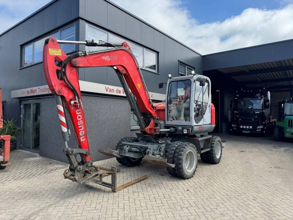 Mobile crane Wacker Neuson 9503WD Diesel 74.9kW 2009