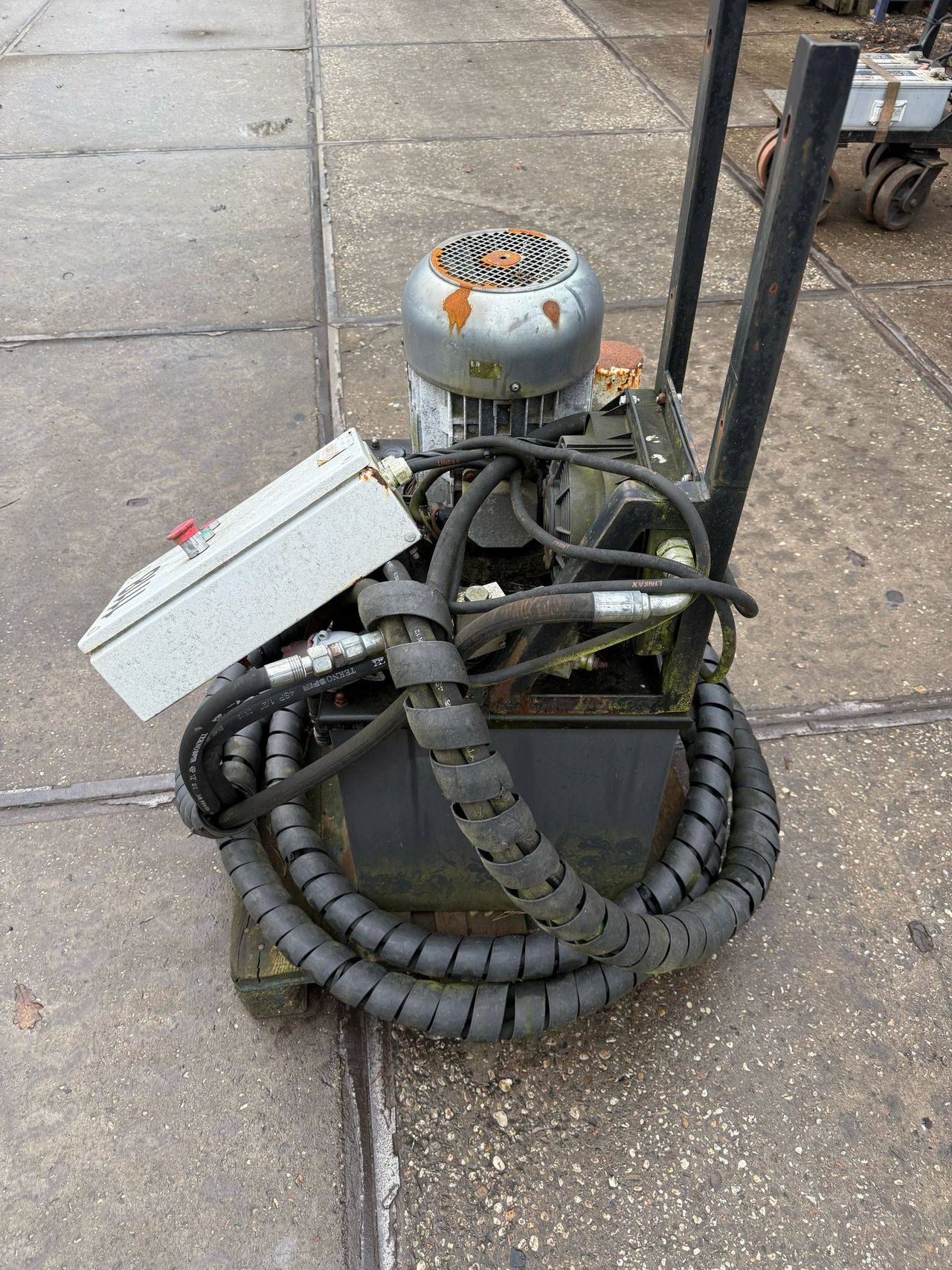Oil Unit PE500 Electric 2014