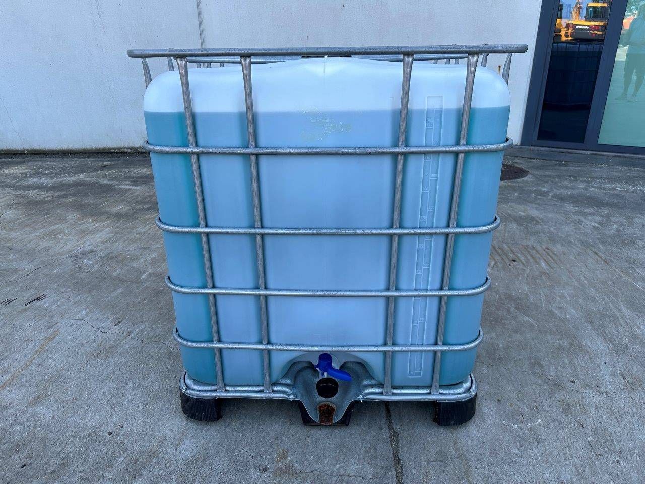 IBC tank with soap