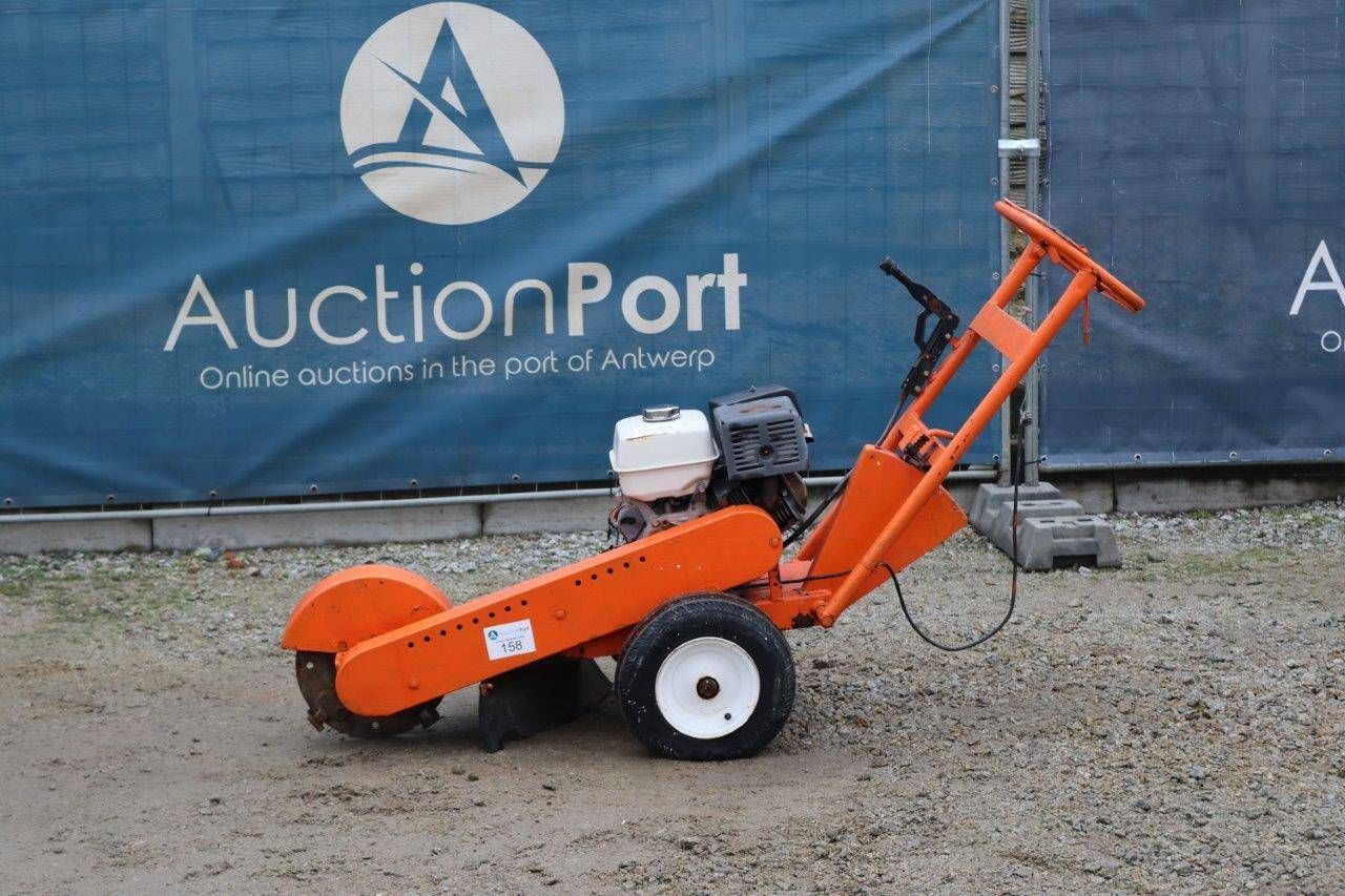 Petrol trencher