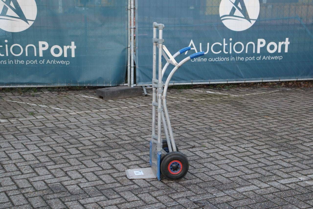 Hand truck