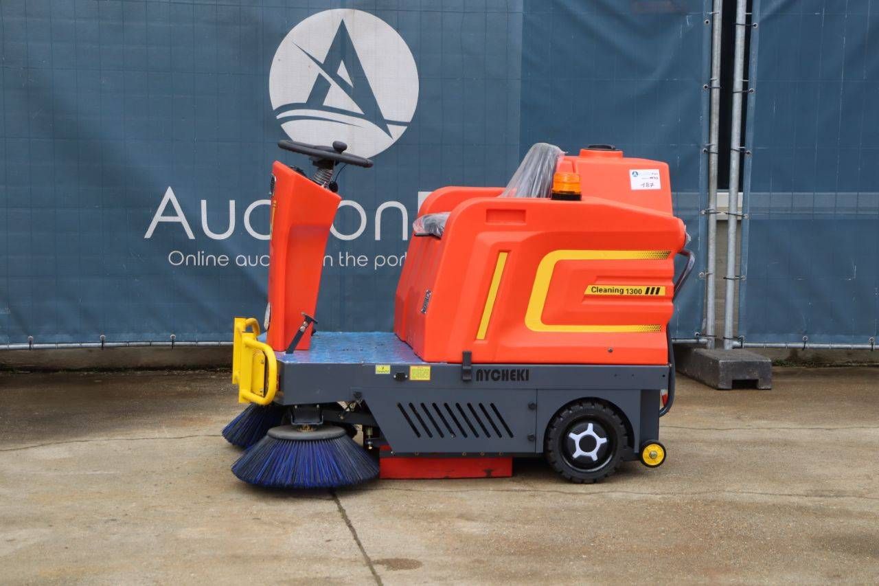 Sweeper Nycheki Cleaning 1300 III Electric