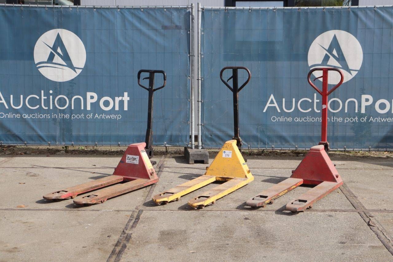 Set of 3 Pallet Trucks