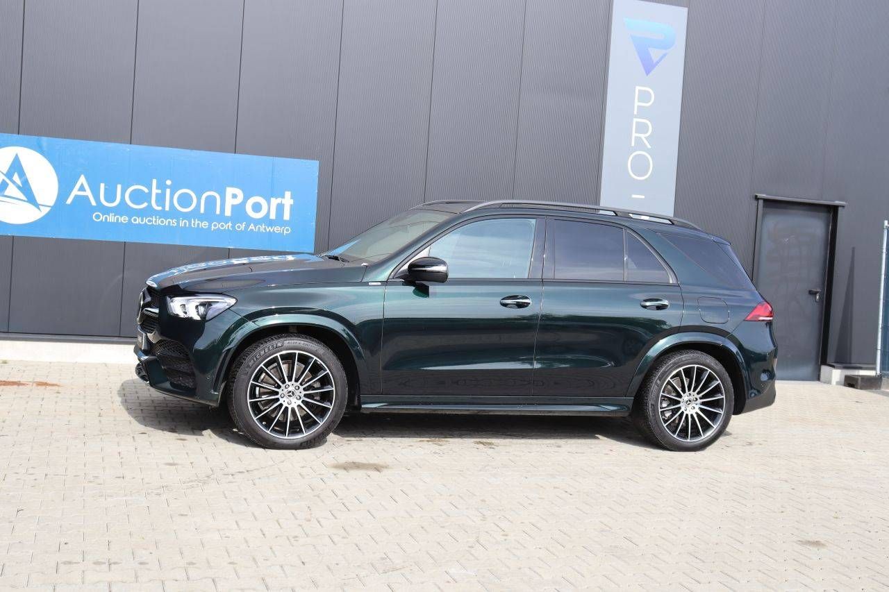 SUV Mercedes-Benz GLE 350e Hybrid con pacchetto AMG – Tetto panoramico (Margin)