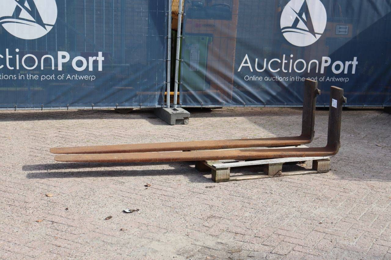 Pallet forks