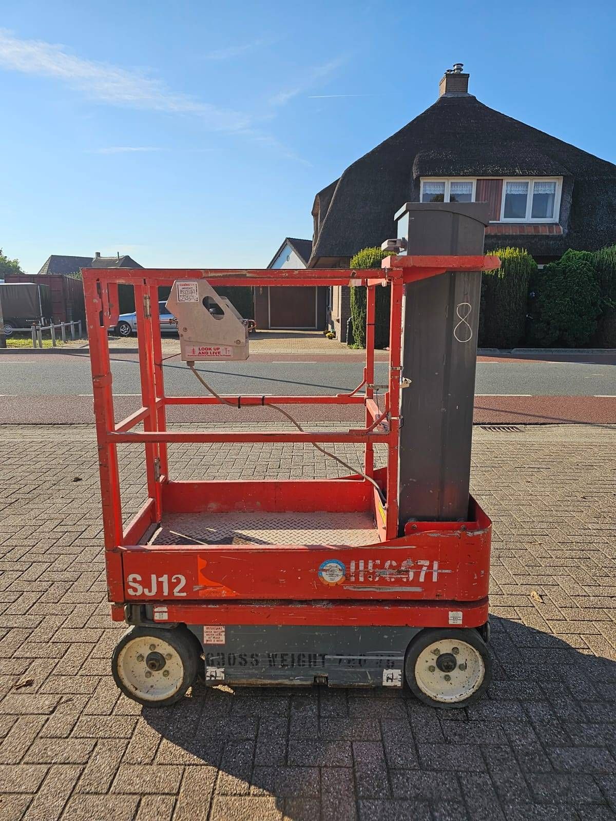 SkyJack SJ12 Electric Mast Lift 5.48m 2015