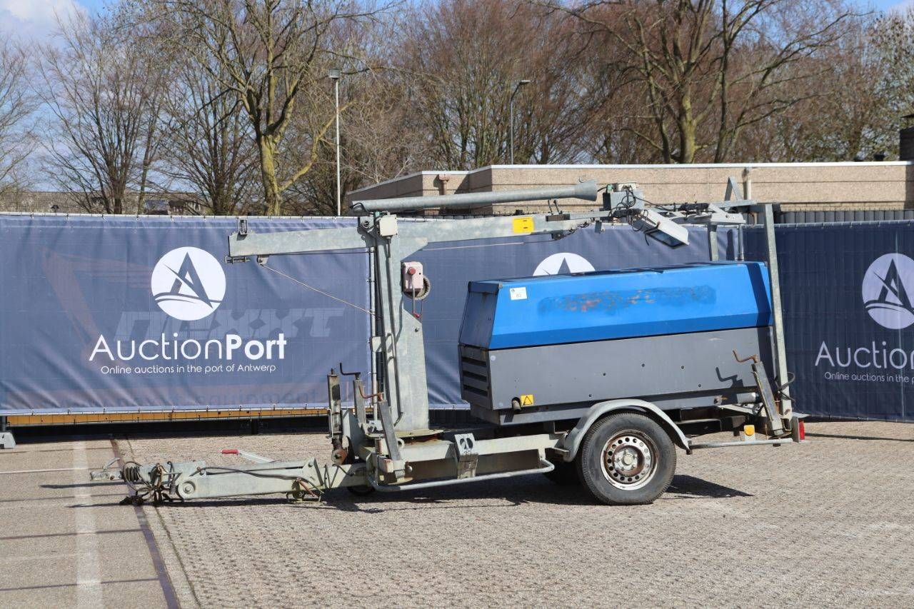 Lighting mast Atlas Copco QAX 12 400V-3 Diesel 12kVA