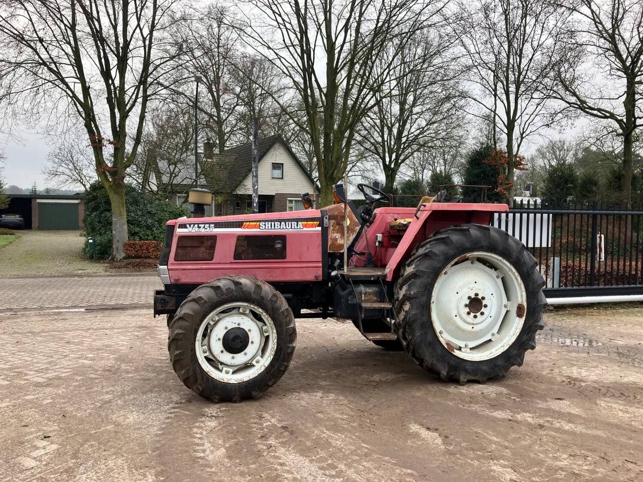 Tractor Shibaura V745F Diesel