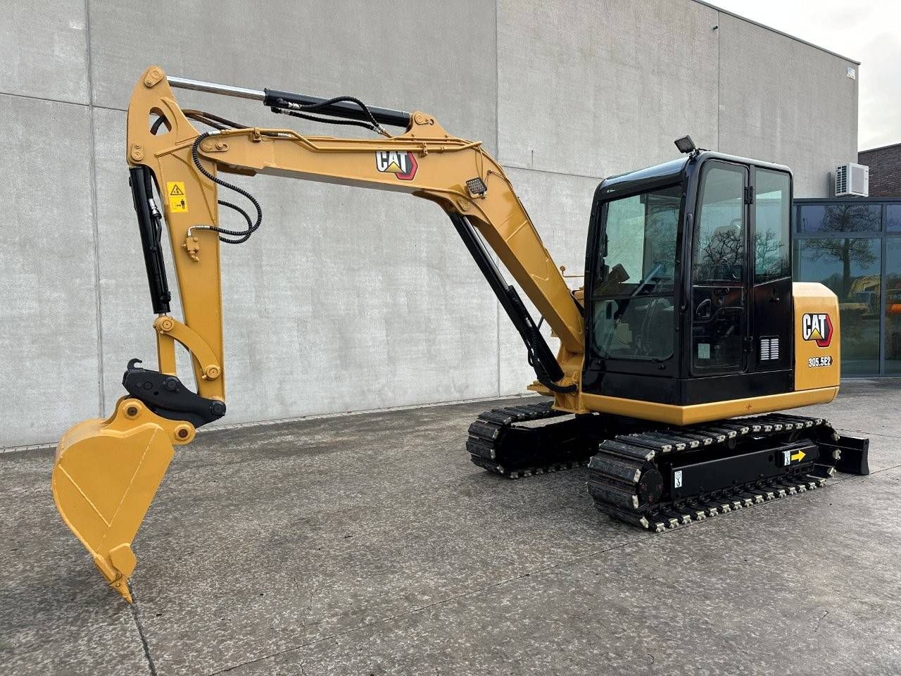 Crawler excavator Caterpillar 305.5E2 Diesel 2017