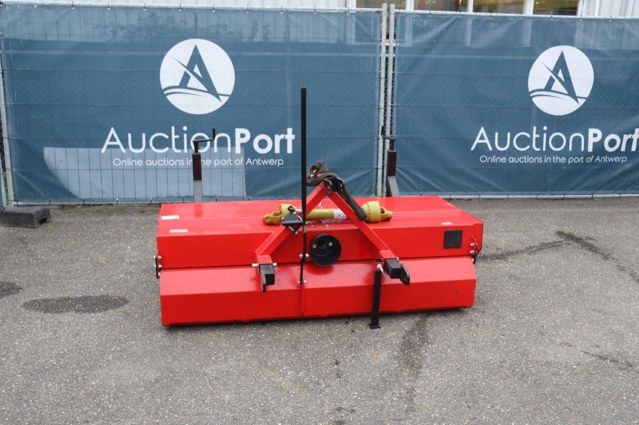 Duport attachment sweeping brush