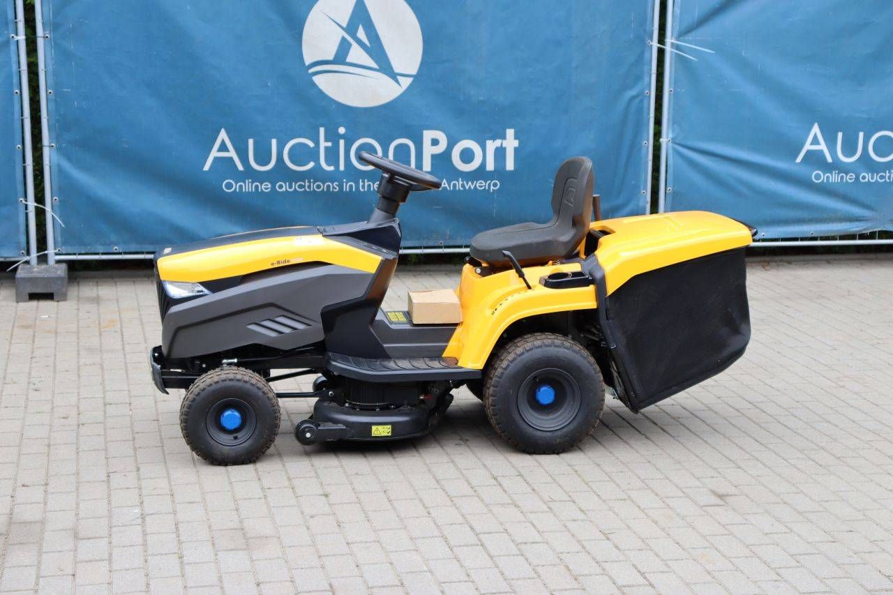 Riding mower Stiga e-Ride C300 Electric 2021 Demo