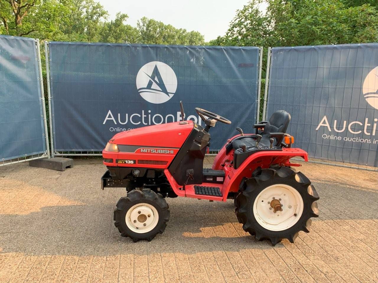 Mini tractor Mitsubishi MT135 Diesel