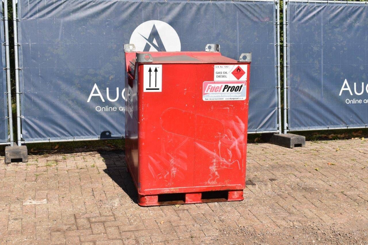 Mobile Diesel tank Cube 900