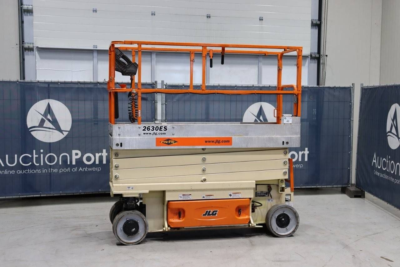 Scissor Lift JLG 2230 ES Electric 9.8m 2011