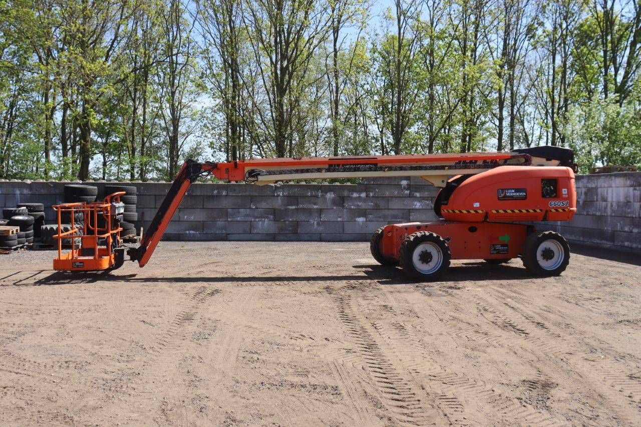Telescopic boom lift JLG 660SJ Diesel 22m 2013