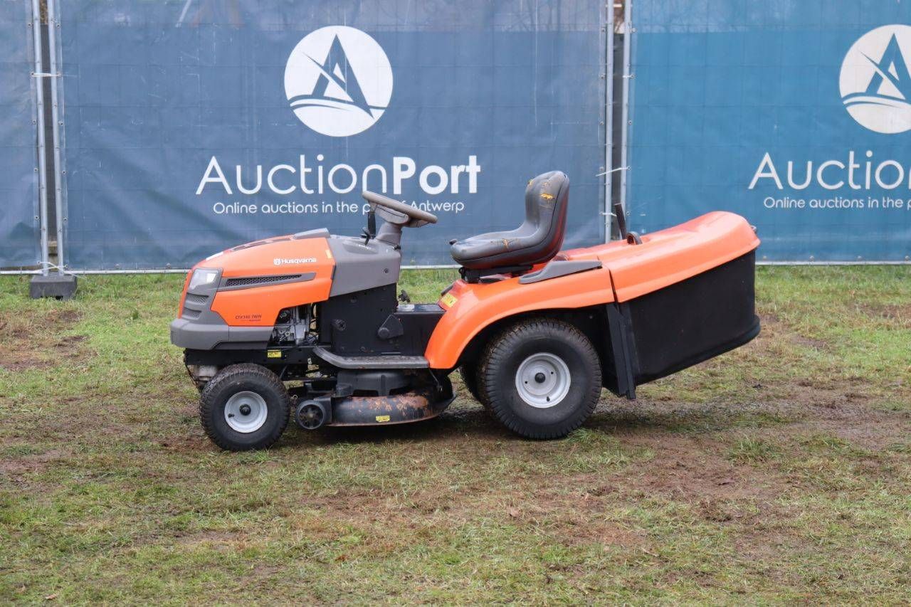 Husqvarna CTH140 TWIN Petrol Ride-on Mower 2007