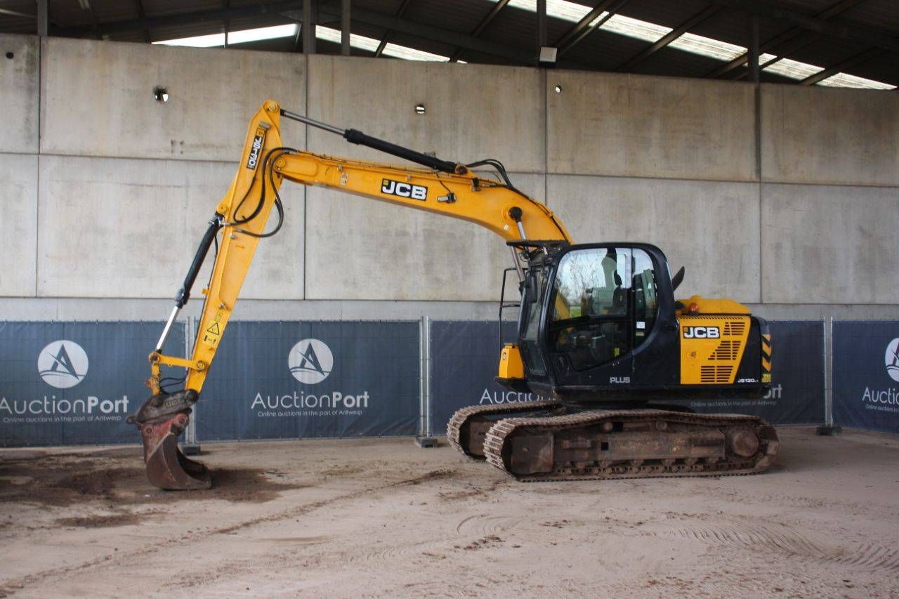 Rupsgraafmachine JCB JS130LC 4F Diesel 81kW 2018