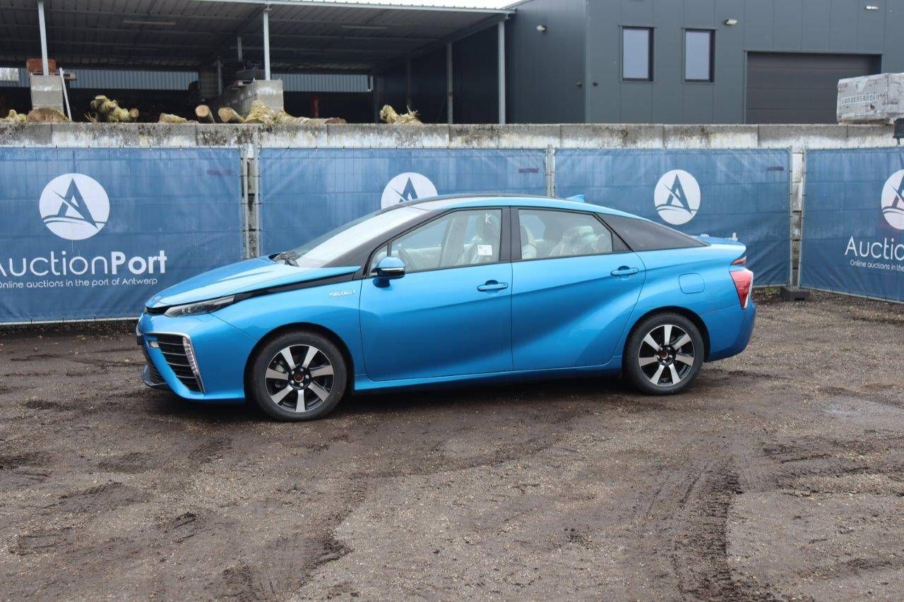 Toyota Fuelcell Mirai Hydrogen 182hp New