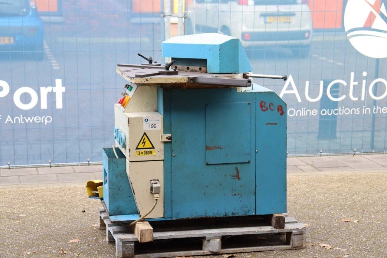 LVD International LVD-FA 250/4 Electric Cornering Machine 1992