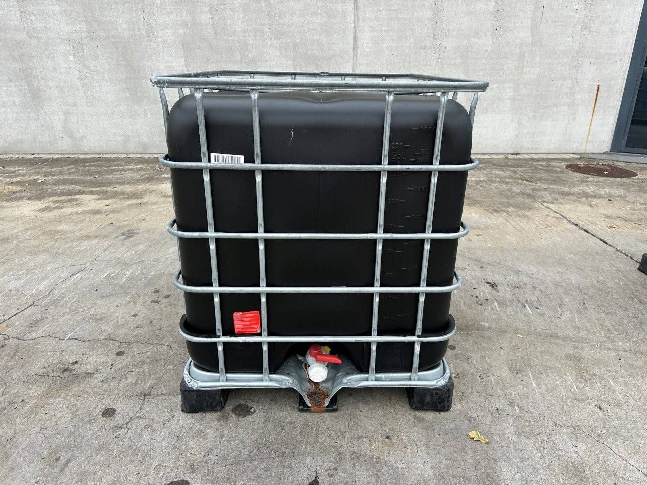 IBC tank with soap 1000L