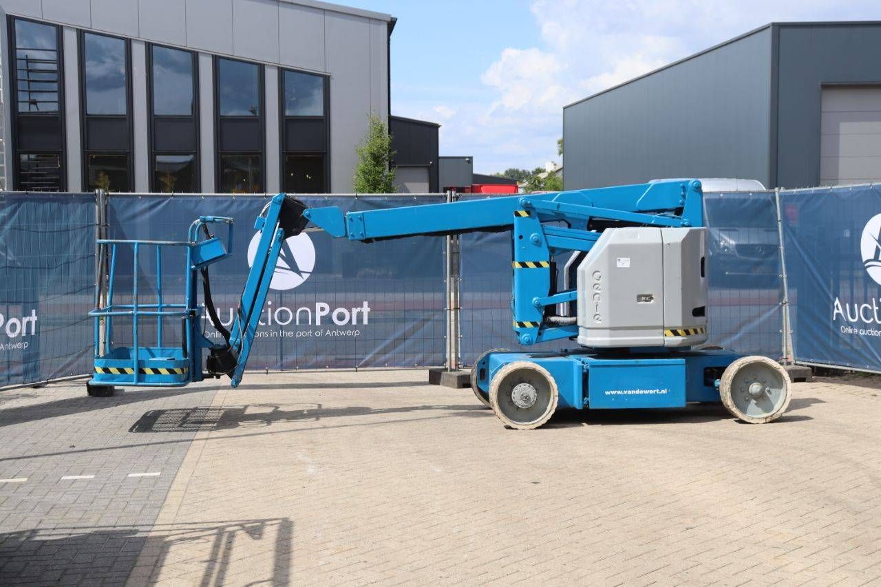 Genie Z-34/22 Electric Articulated Boom Lift 12.52m 2000