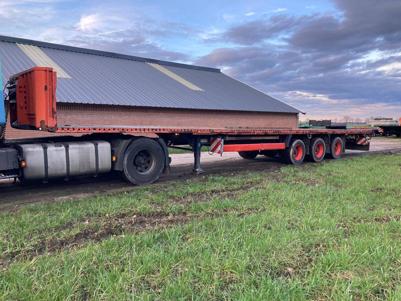 Flat Semi-trailer Krone SD 2007