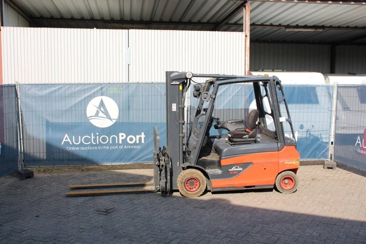 Forklift Linde E30L-01 Electric 3000kg 4.5m 2018