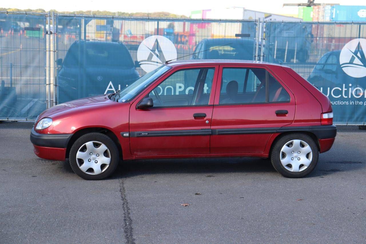 Passenger car Citroen Saxo Petrol 61hp 2004 (Margin)